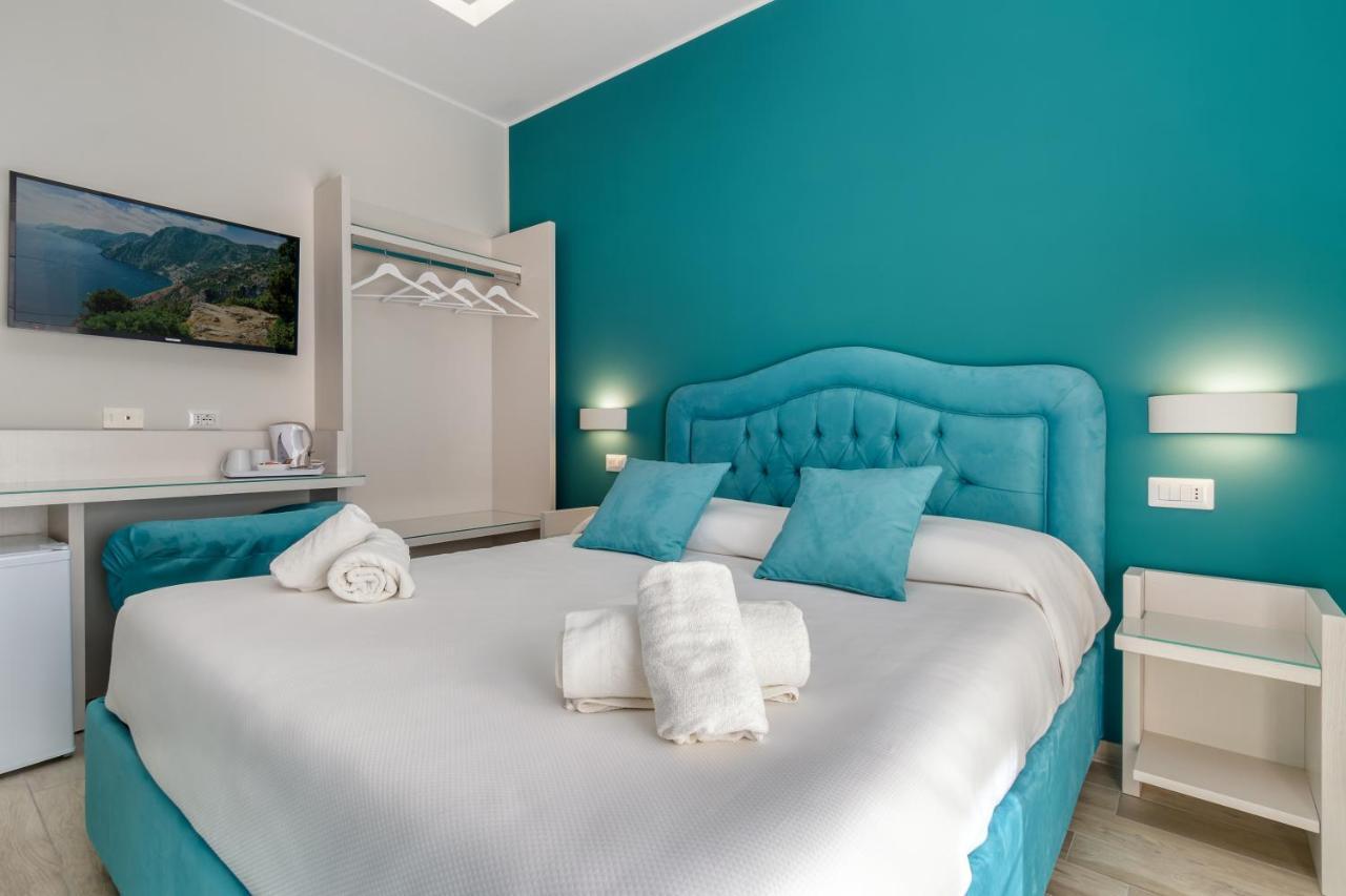 Tiffany Suites Sorrento Eksteriør billede